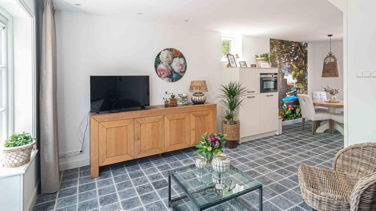 B&B Zilverstad Huisje Havenzicht Schoonhoven Εξωτερικό φωτογραφία